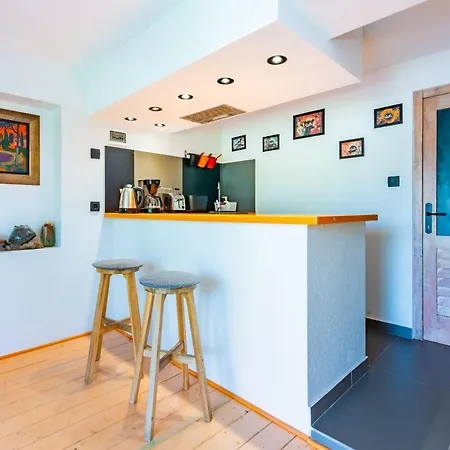 Dreamland Apartment *