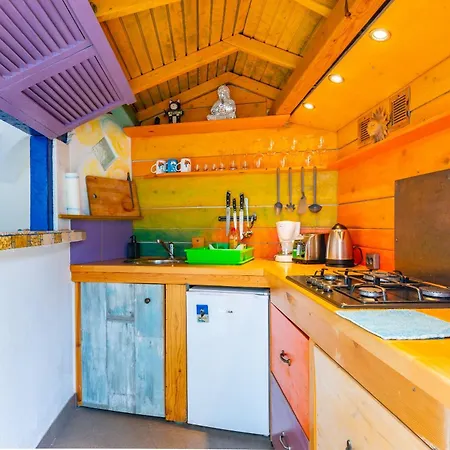 Apartment Dreamland *